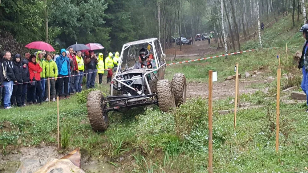 FOTOGALERIE: Odstartovaly Pístovské mokřady, obecenstvo pobavil i divácký Jožin z bažin