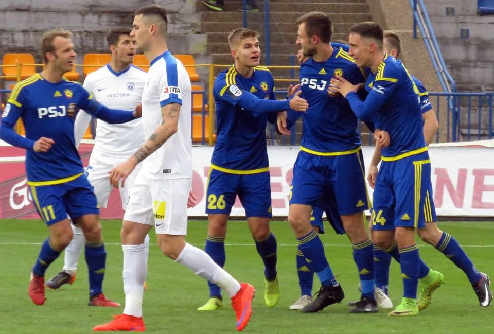 Tolik potřebné vítězství přišlo! Vysočina díky třem gólům do poločasu porazila Liberec