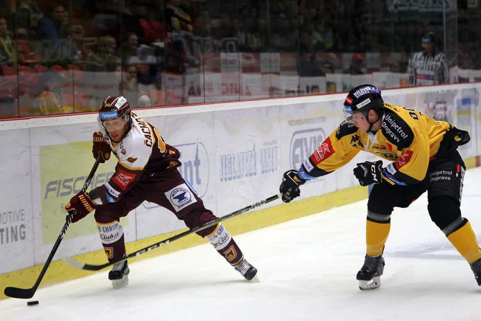 Dukla prohrála v Litvínově 3:0 a zůstává na posledním místě extraligy