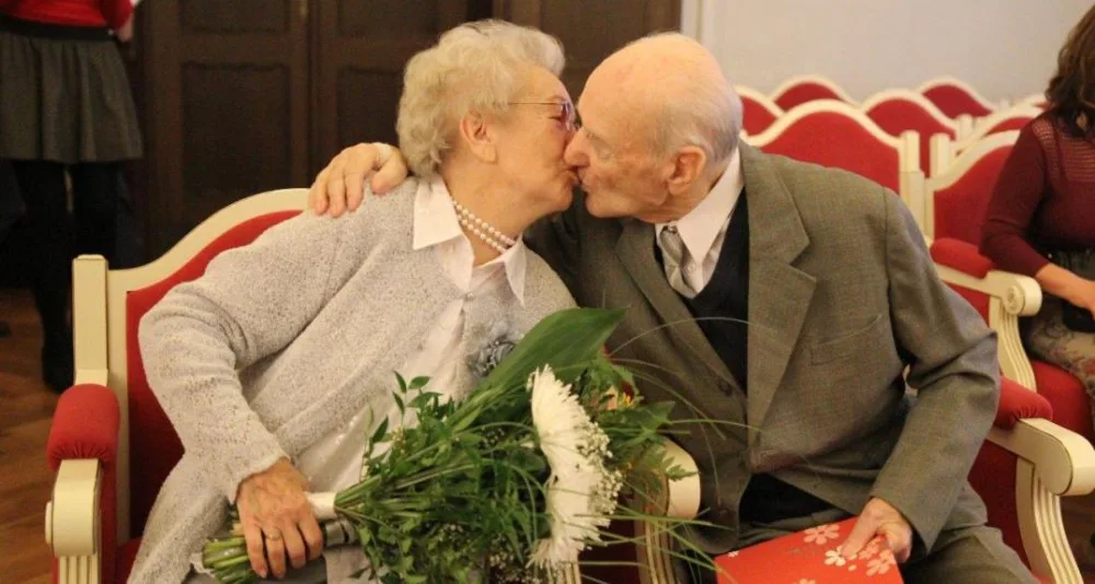 Sedmdesát let spolu. Jihlava dnes zažila vůbec první platinovou svatbu