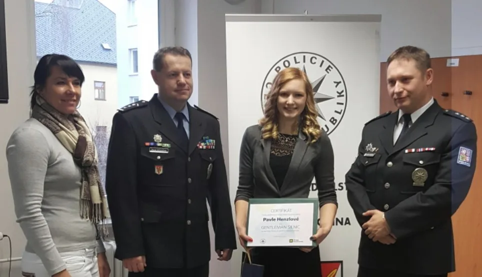 Oceněná Petra Henzlová (druhá zprava)