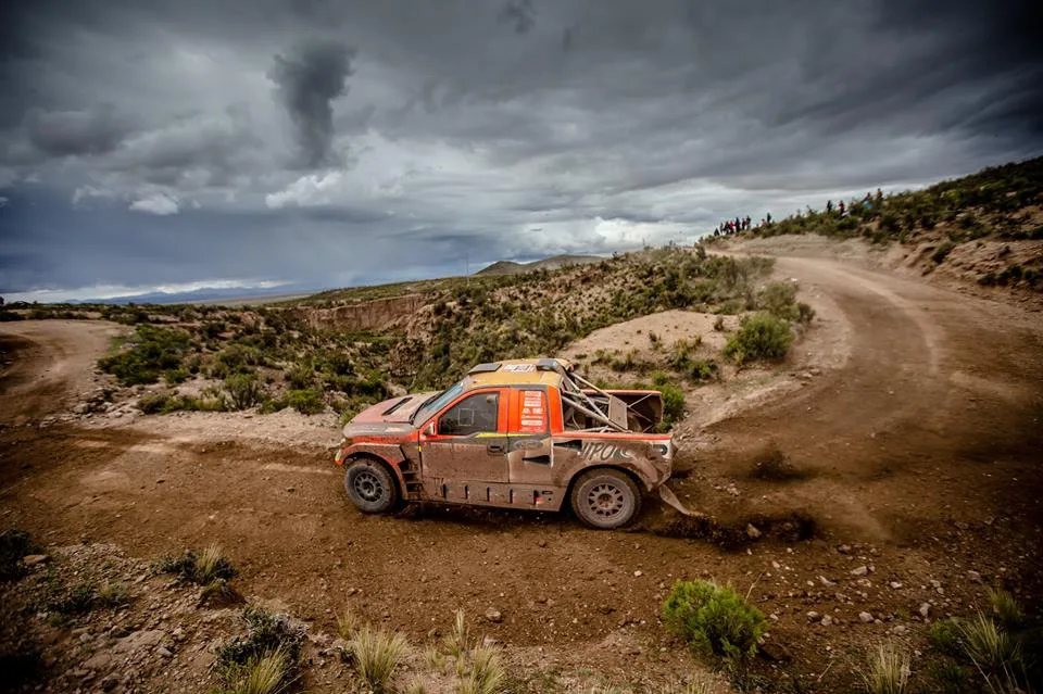 Martin Prokop po náročné šesté etapě Dakaru poskočil na výborné sedmé místo