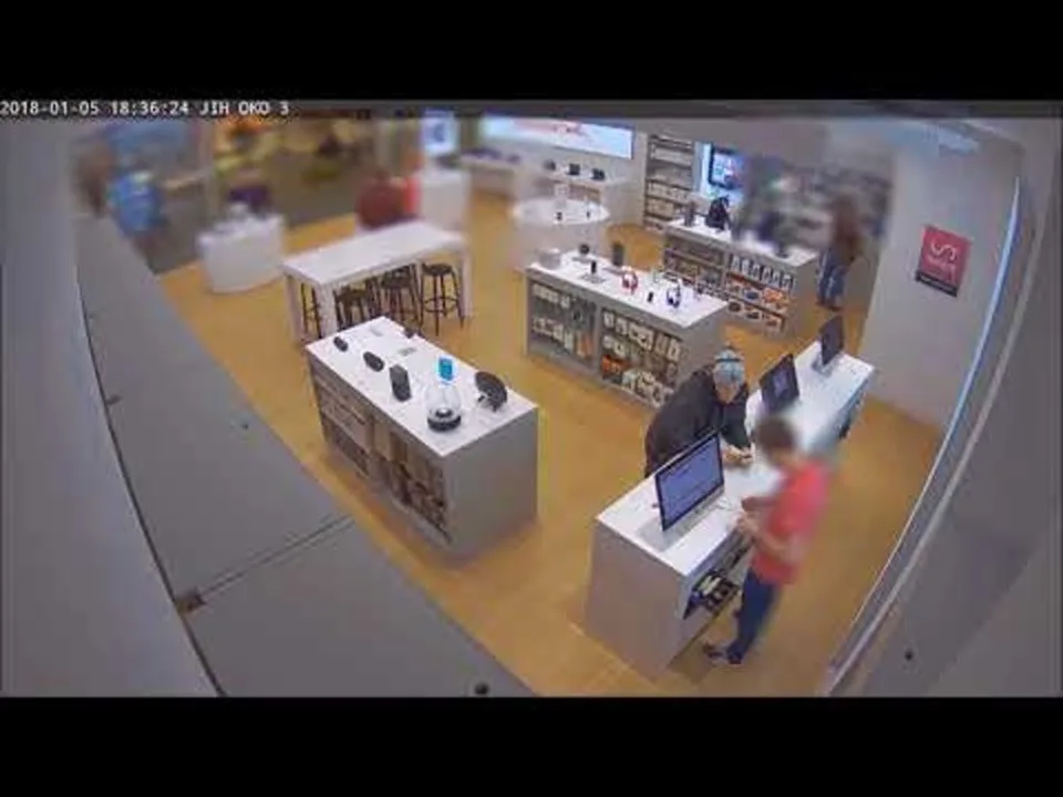 VIDEO: Muž odcizil v City Parku čtyři tisíce v hotovosti. Poznáte ho na videozáznamu?
