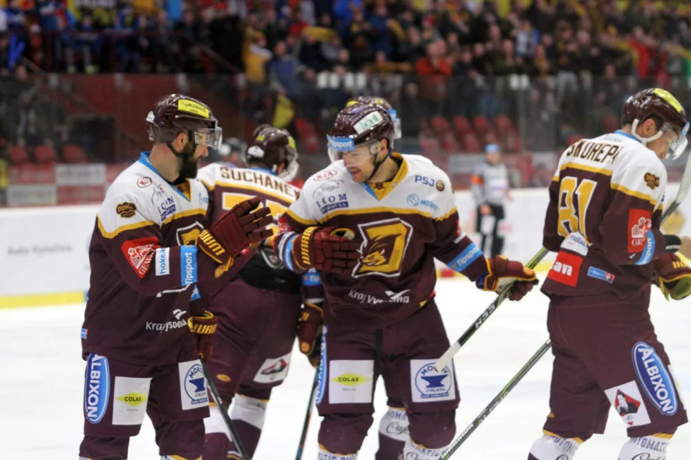 Výhra rozdílem třídy. Jihlavská Dukla v prvním barážovém zápase porazila Kladno 4:0