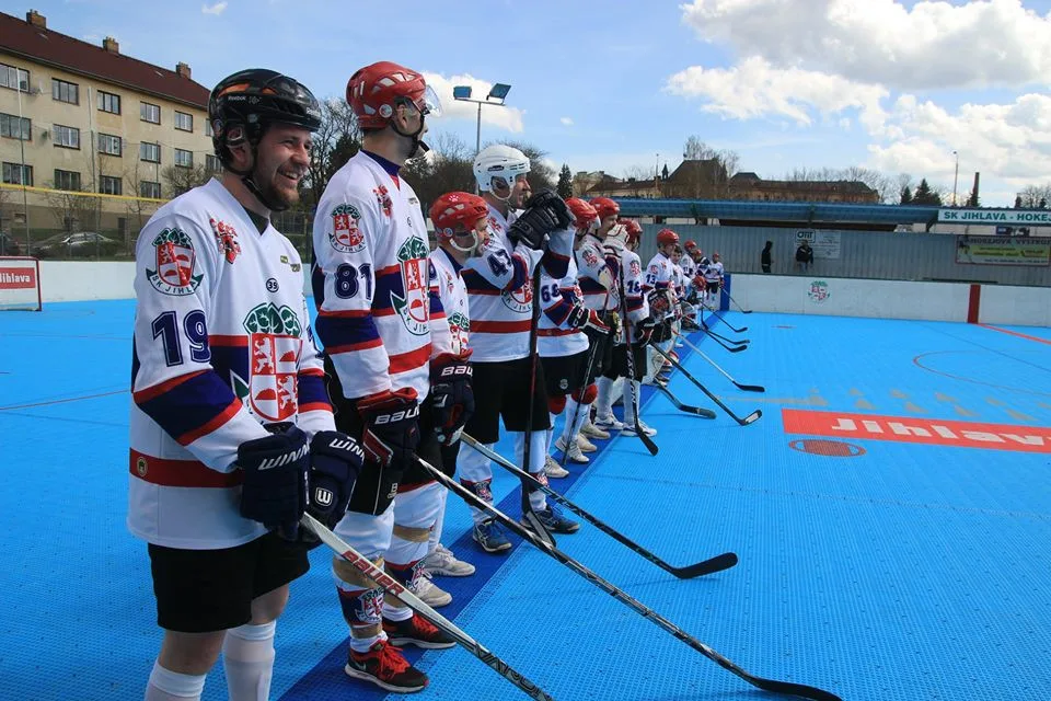 Hokejbalové béčko postoupilo do semifinále, v něm o víkendu vyzve Přibyslavice