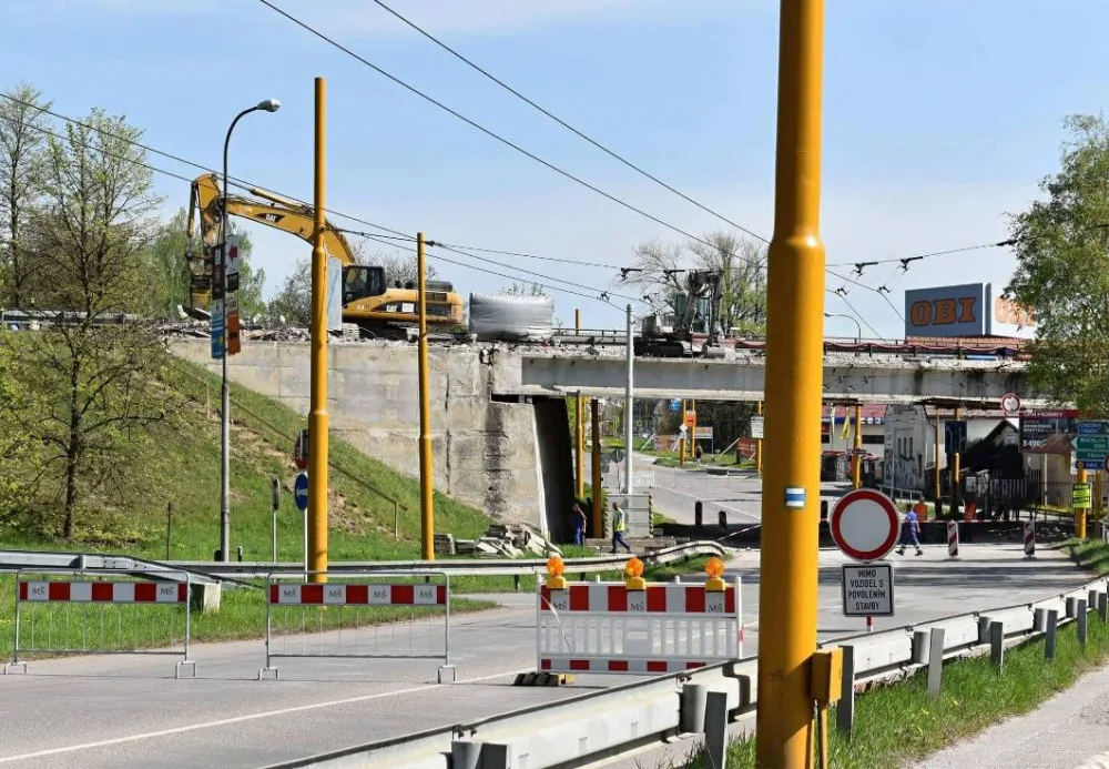 Oprava mostu dálničního přivaděče v Jihlavě je v plném proudu