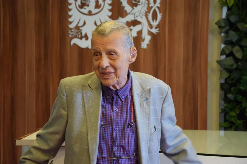 Petr Uhl