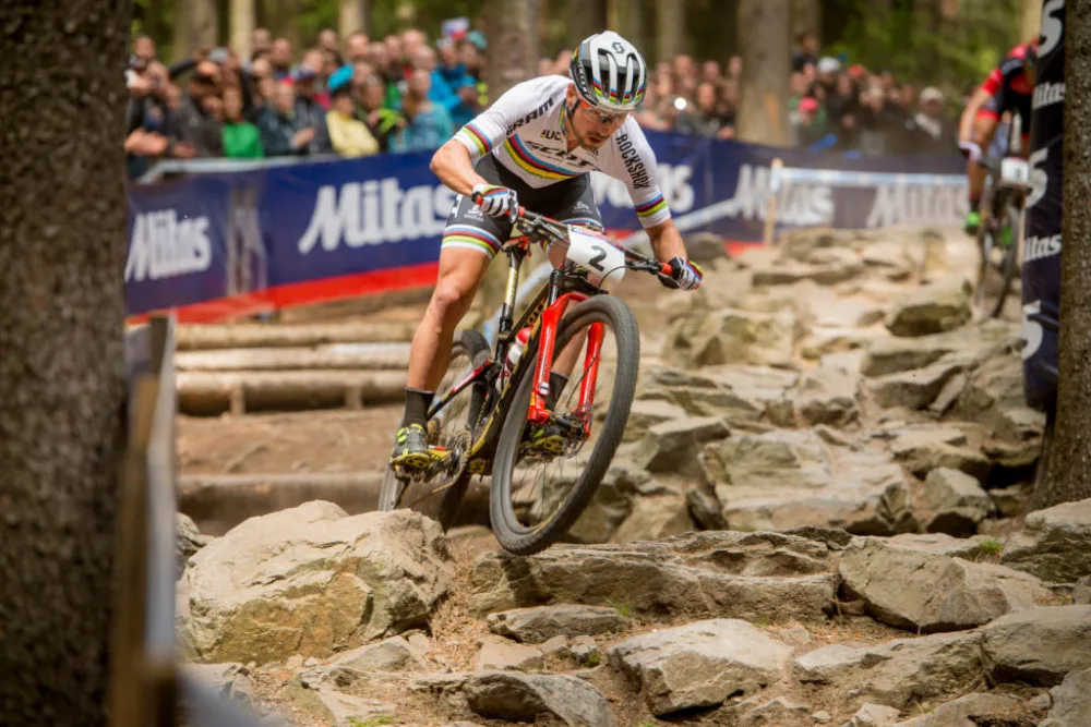Vítězný Nino Schurter