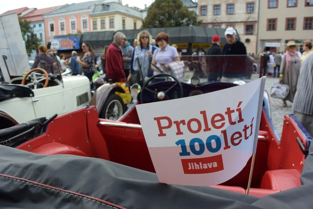 Jihlava ve velkém oslavila sté výročí republiky. Stovky lidí přišly na Proletí 100letí