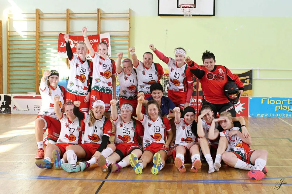 Florbalistky SK Jihlava vstoupily do první ligy jednou prohrou a jednou výhrou