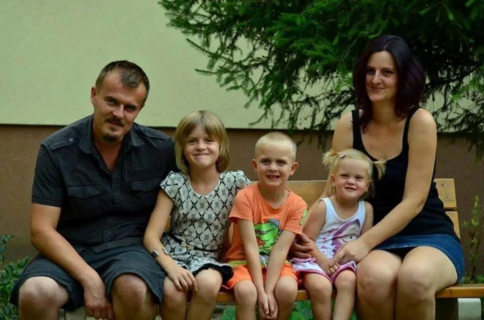 Jana z Měřína postihl nádor tlustého střeva, nemocí trpí i dcera Lucka. Jsou i horší příběhy než je ten náš, říká rodina