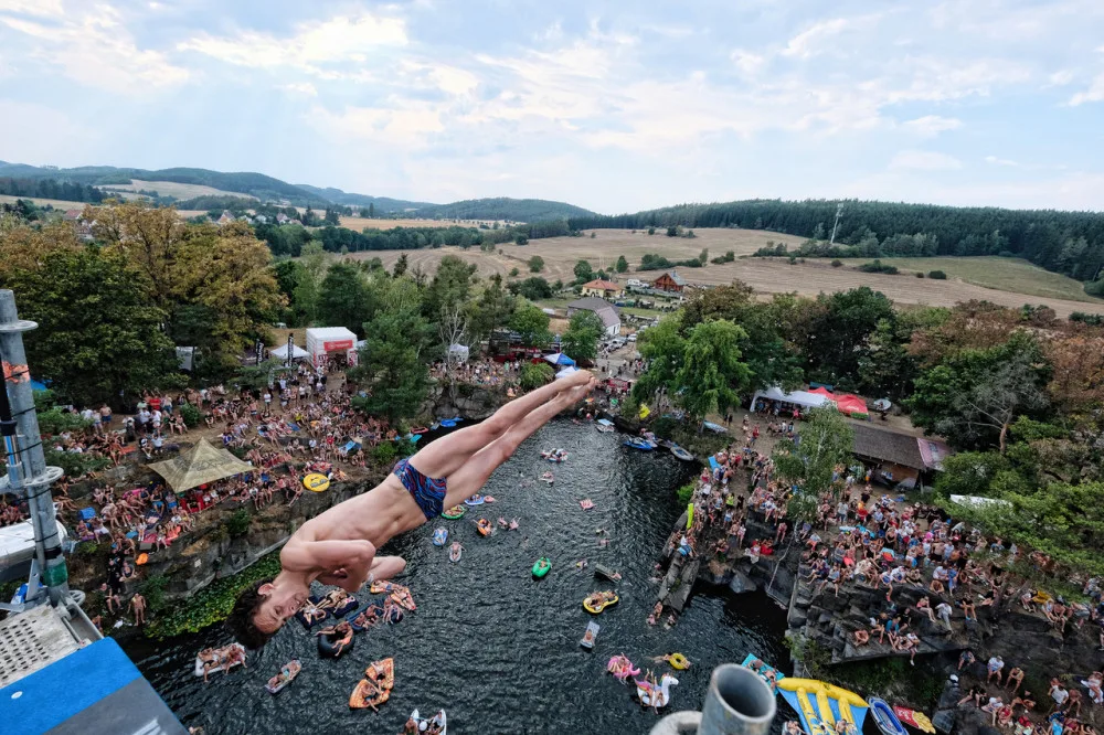 Dvacátý Highjump s podtitulem Legendy opět v Hřiměždicích