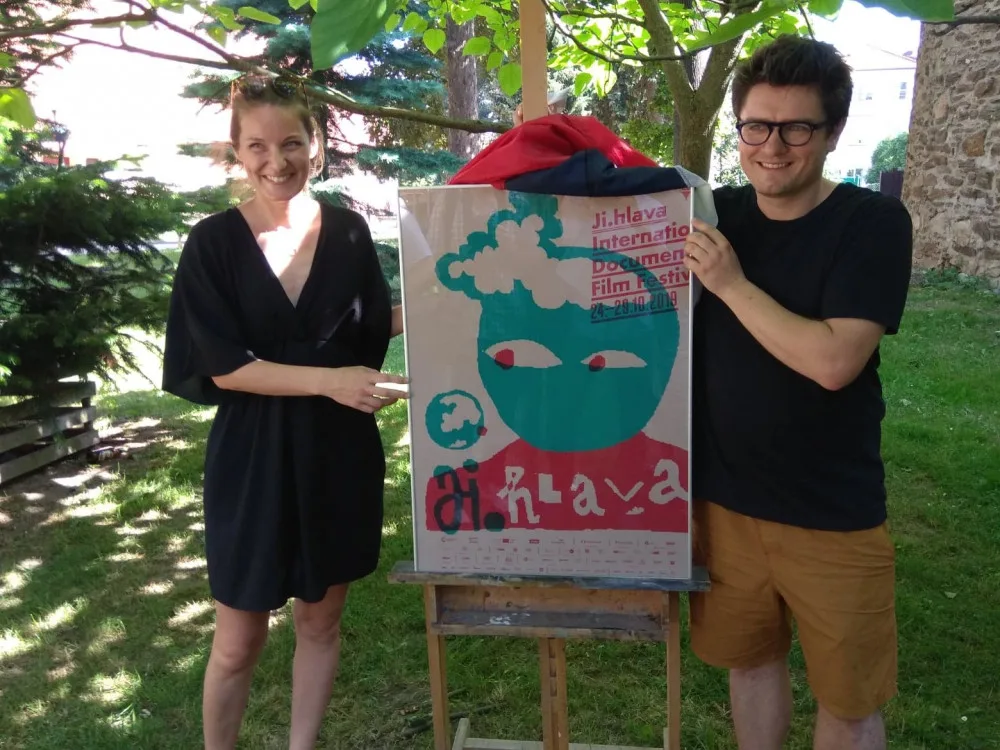 Festival dokumentů Ji.hlava chce letos zdůraznit téma ekologie. Dneska byl odhalen plakát