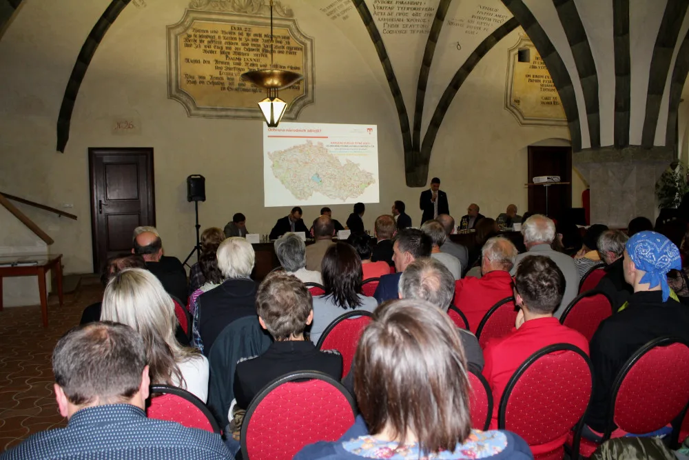 V Jihlavě se debatovalo o úložišti jaderného odpadu. U Batelova by mohla vzniknout nová nádrž