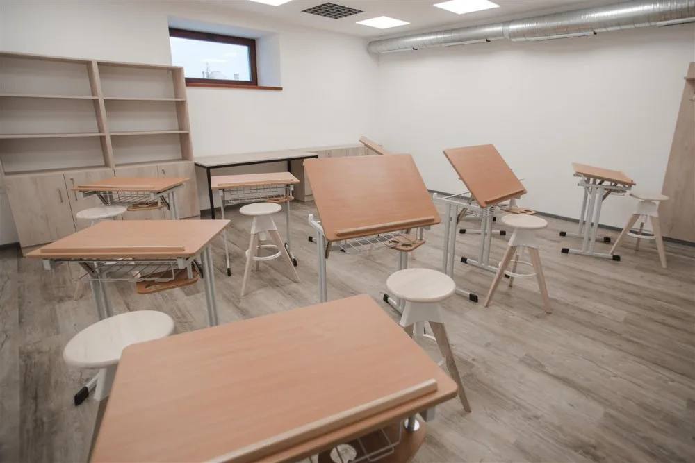 Třebíč má nové komunitní centrum. Nabídne hudební zkušebnu i sociální kavárnu
