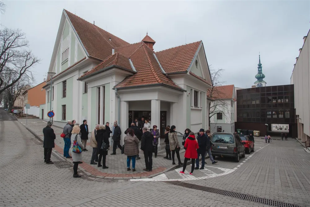 Třebíč má nové komunitní centrum. Nabídne hudební zkušebnu i sociální kavárnu