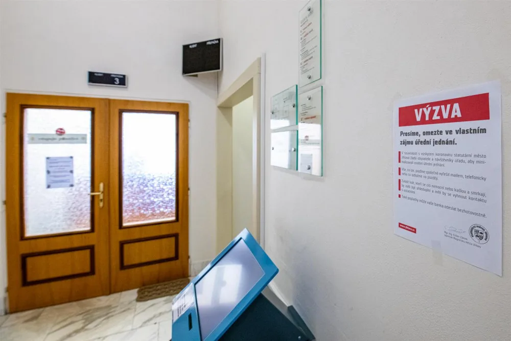 Magistrát města Jihlavy vyzývá obyvatele, aby minimalizovali cestu na úřad