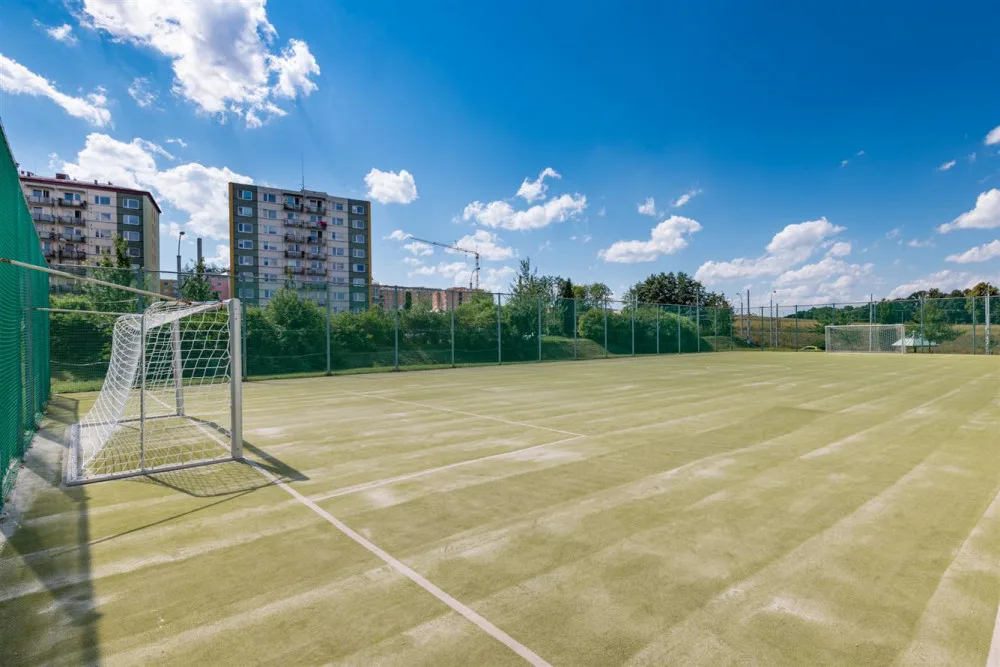 Město se musí potýkat s vandalismem na městských sportovištích