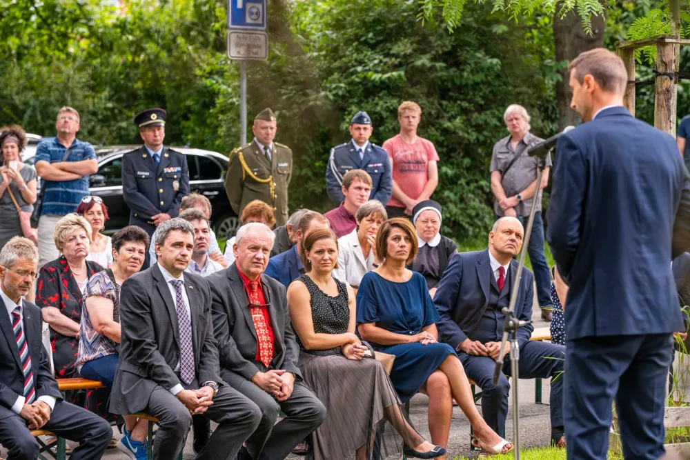 Jihlava si u památníku připomněla popravy politických vězňů