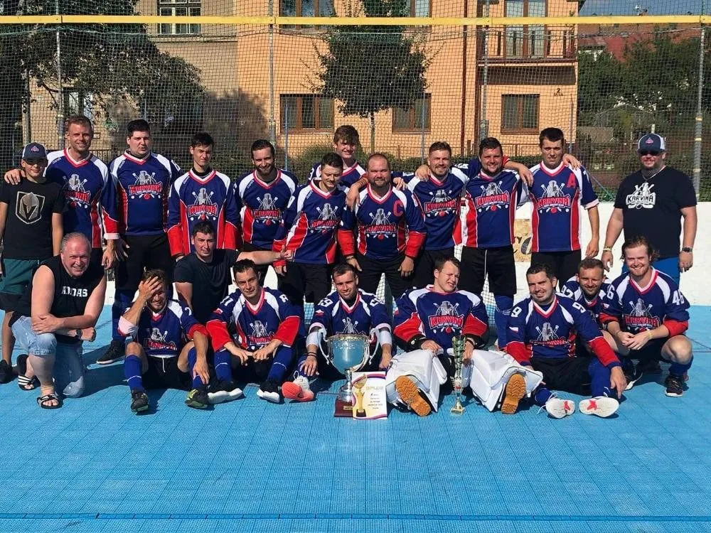 Hokejbalový Orion Cup opanovala Karviná, na specializovanou školku se vybralo skoro 16 tisíc