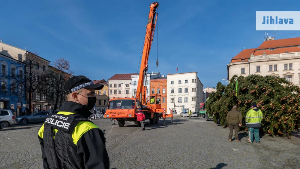 Svůj vánoční stromek má už i Jihlava. Letos bude nazdobena i radnice
