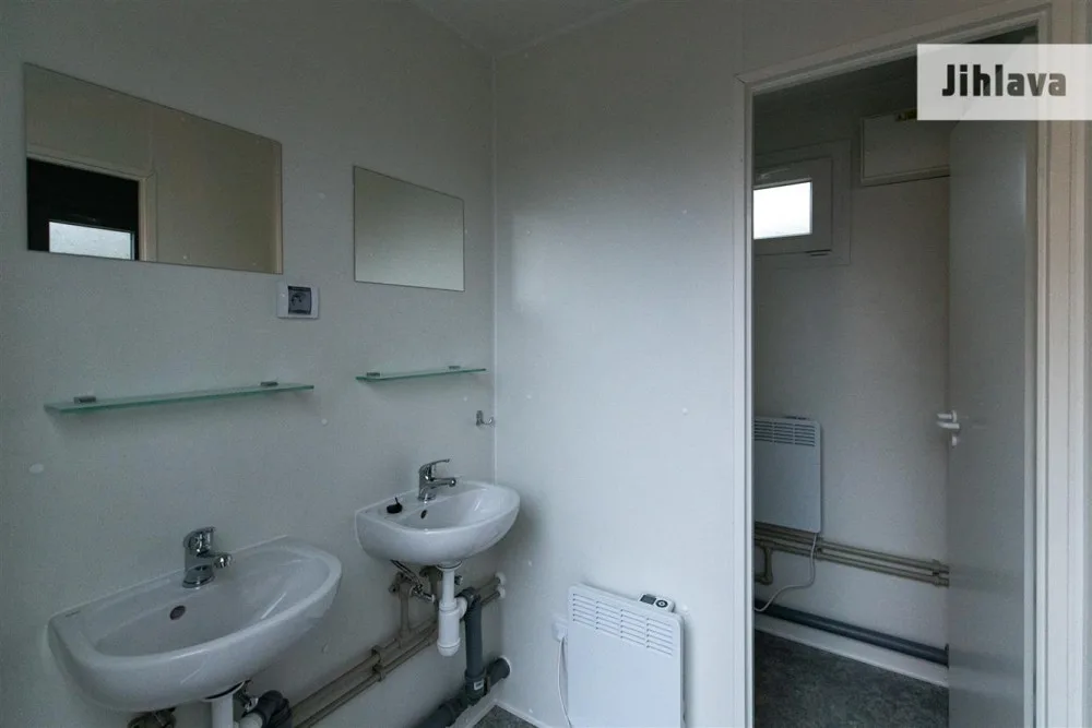Jihlavští bezdomovci mohou nově využívat kontejner se základním hygienickým zázemím