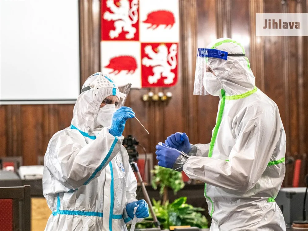 Magistrát provádí plošné testování zaměstnanců. Návštěva radnice pouze v nezbytných případech