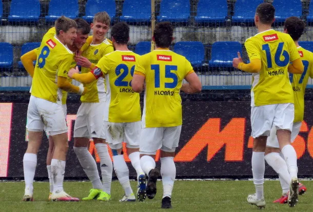 Penalta v závěru vzala dva body. Vysočina v jarní premiéře remizovala s Vyšehradem 1:1