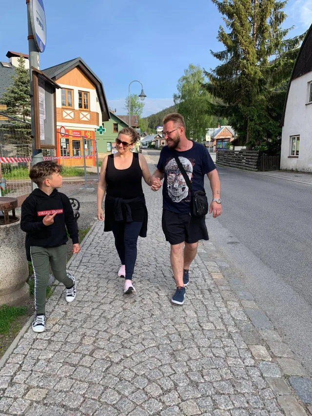 Sestřička z havlíčkobrodské nemocnice zůstala po operaci na vozíčku. Nyní se zkusí vrátit do normálního života