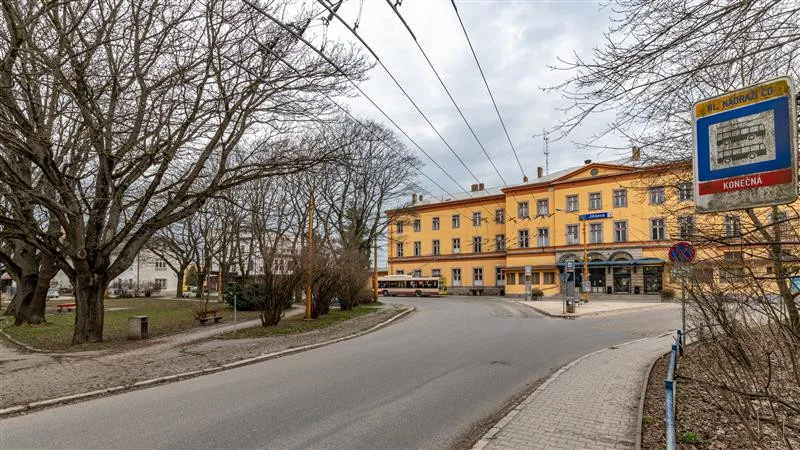 Jihlava se chystá na další přestupní terminál. U hlavního vlakového nádraží