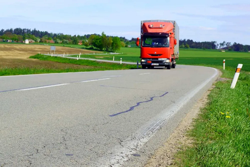 Foto z opravovaných úseků