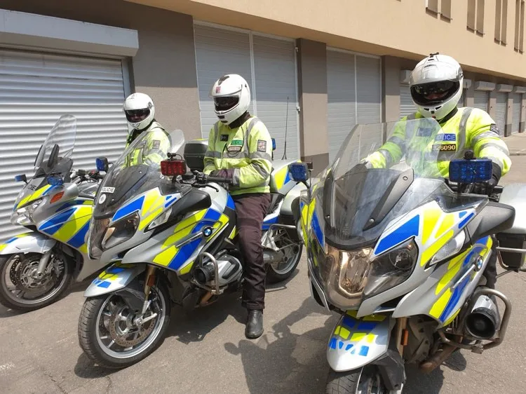 Policisté na Vysočině kontrolovali řidiče v autech i motorkáře. Nejčastěji pokutovali překročení rychlosti