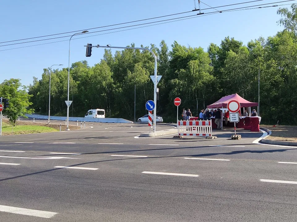 Úleva pro centrum, sjezd z přivaděče na ulici Romana Havelky se dneska oficiálně otevřel