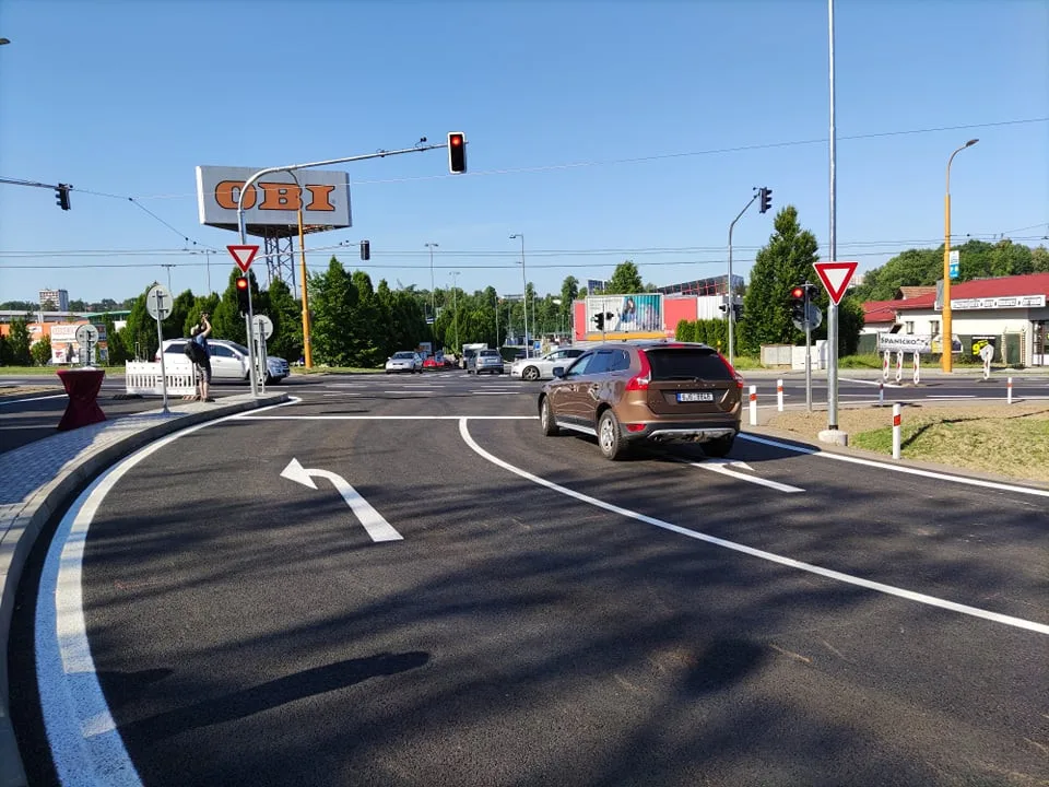 Úleva pro centrum, sjezd z přivaděče na ulici Romana Havelky se dneska oficiálně otevřel