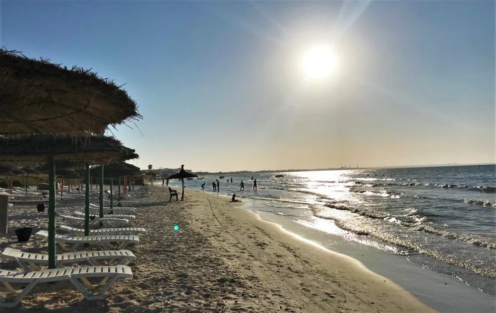 Z Tuniska sevřeného lockdownem se vrátili čeští turisté, odletu na dovolenou do rizikové země rozhodně nelitovali