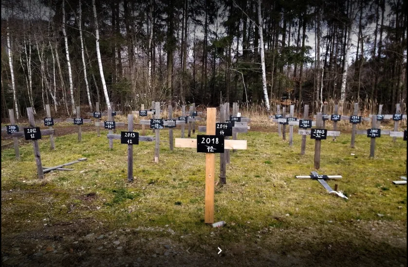 O údržbu Památníku obětem nehod D1 u Pávova se postará Ředitelství silnic a dálnic