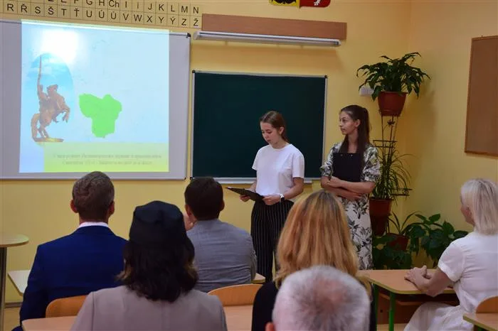 Na Zakarpatí roste zájem o výuku češtiny. Vysočina posílá dětem další učebnice