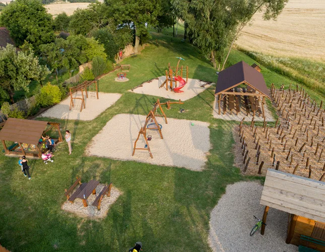 Tip na výlet: Jedenáct zastavení v přírodě, odměna na konec. To je Pohádková stezka Panenská
