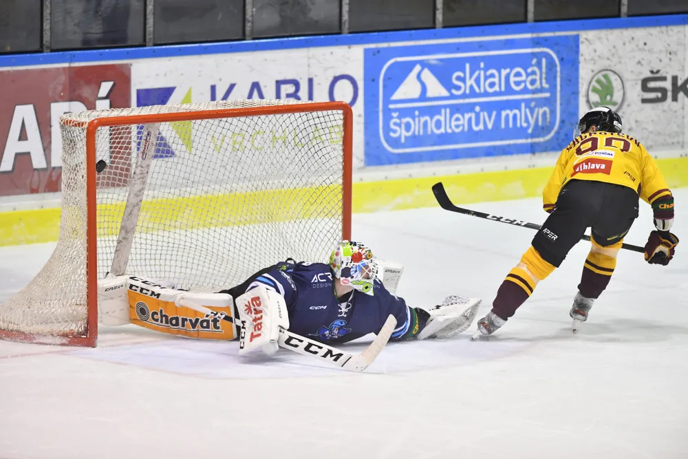 První body zvenku. Dukla uspěla ve Vrchlabí po samostatných nájezdech