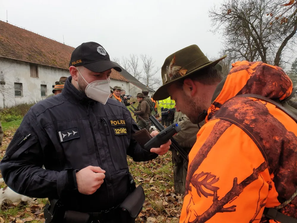 Policie v Kozlově na Jihlavsku kontrolovala myslivce. Žádný nebyl pod vlivem alkoholu
