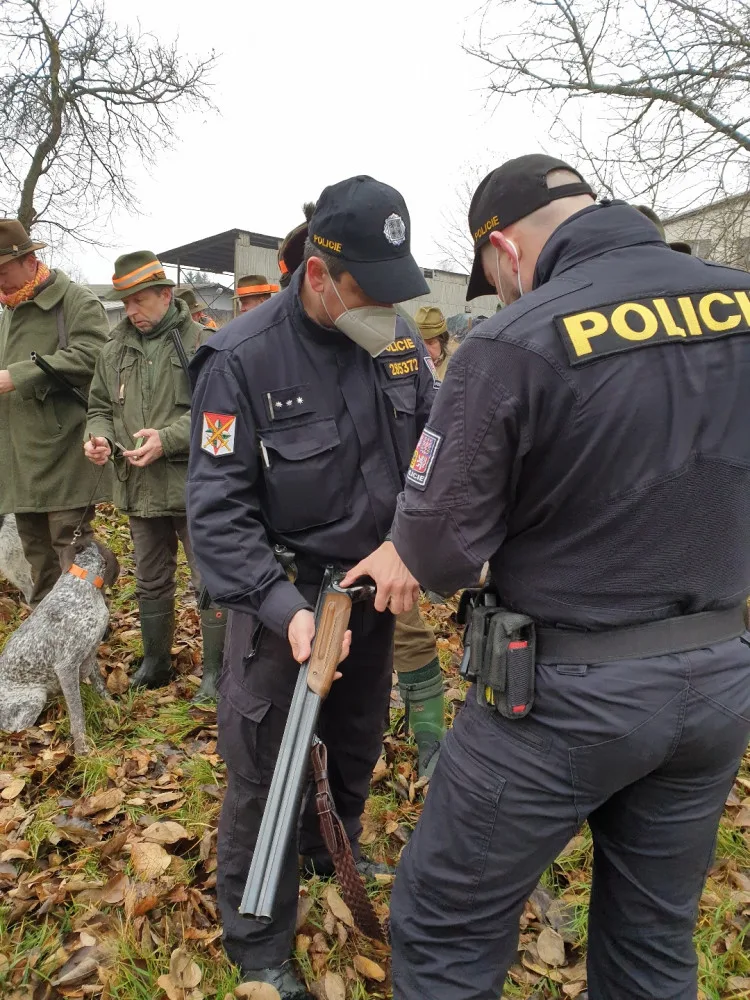 Policie v Kozlově na Jihlavsku kontrolovala myslivce. Žádný nebyl pod vlivem alkoholu