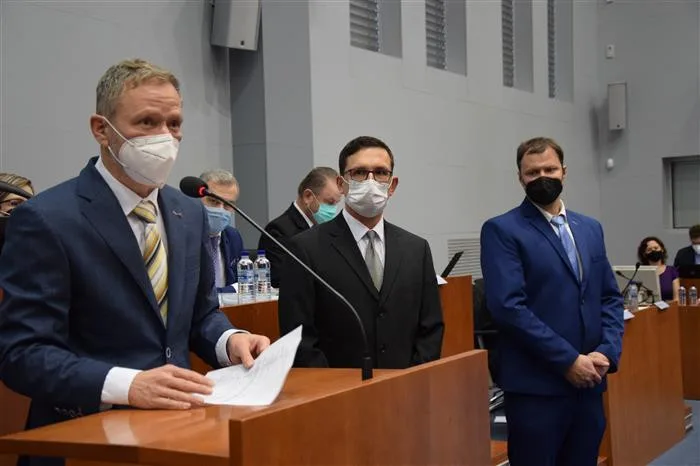 Zleva: Hejtman Vysočiny Vítězslav Schrek, Jan Burda a Pavel Hájek