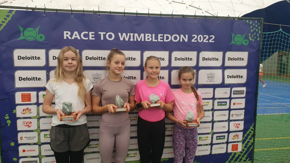 Mladí tenisté bojovali o posledním adventním víkendu o návštěvu Wimbledonu