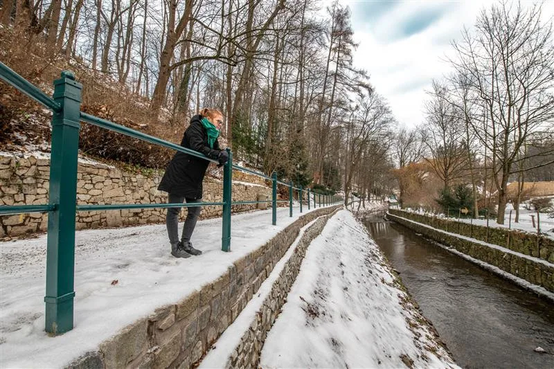 Zídka u Jihlávky na Heulose je hotová. Oprava stála přes dva miliony korun