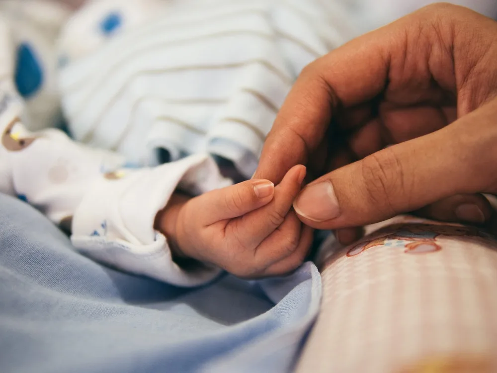 Jihlavský odbor sociálních věcí spolupracuje s rodinami. Jedna z nich zvládá i péči o dívku s těžkou vrozenou vadou