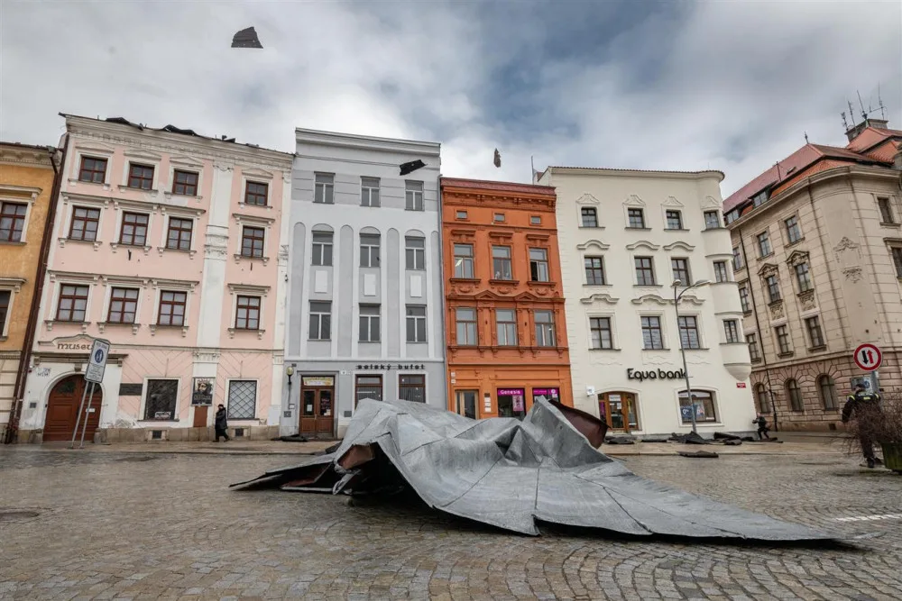 Jihlavské muzeum opět otevřelo. Oprava střechy, kterou poničil vítr, bude levnější, než se čekalo