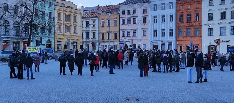 Jihlavané na manifestaci vyjádřili podporu Ukrajině, náměstím zněla i hymna napadené země