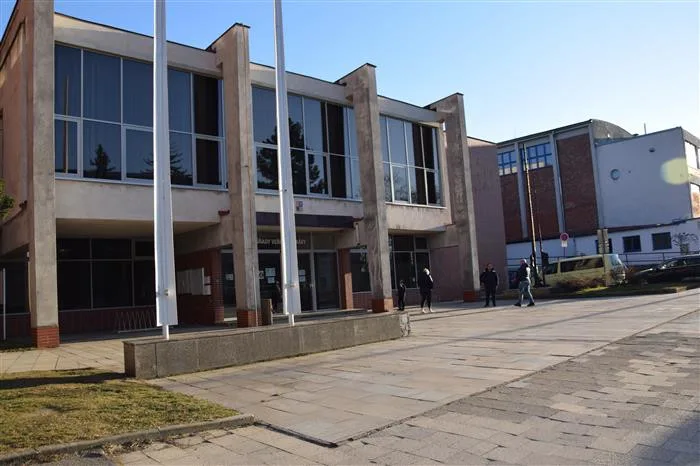 V Jihlavě se dnes otevřelo krajské centrum pomoci. Ukrajincům je k dispozici tlumočník, občerstvení i dětský koutek