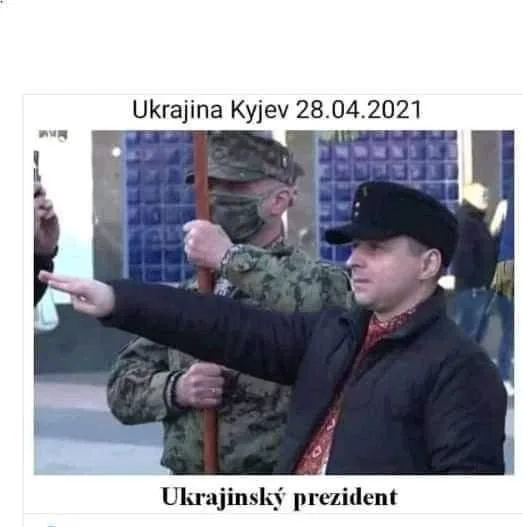 Hajlující Zelenskyj se šíří řetězovými maily. Jde o fake