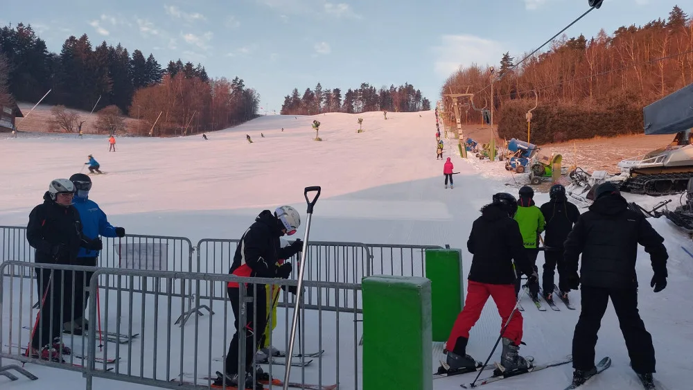 16478033826145-152-ski-areal